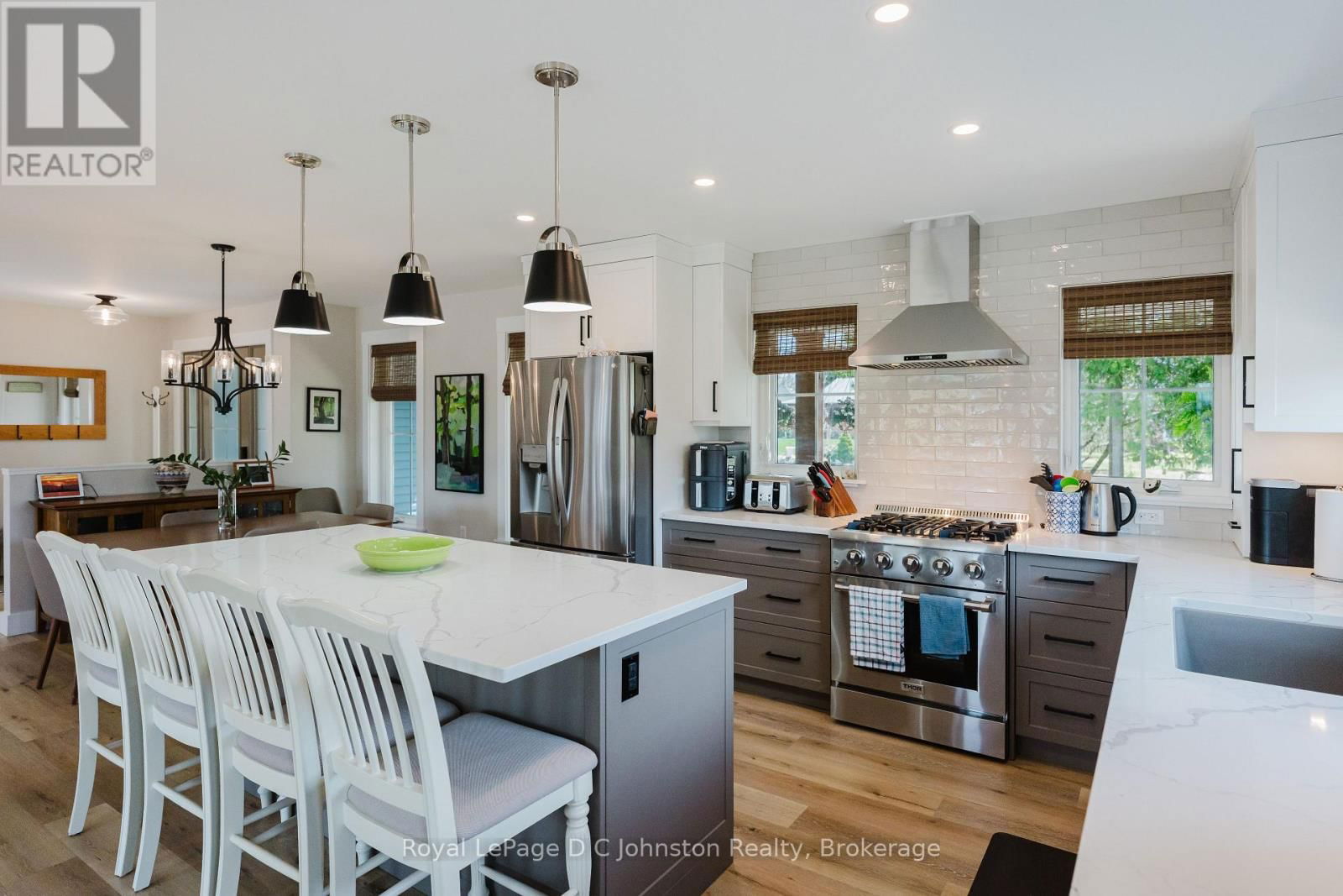12 HEMLOCK STREET Image 28