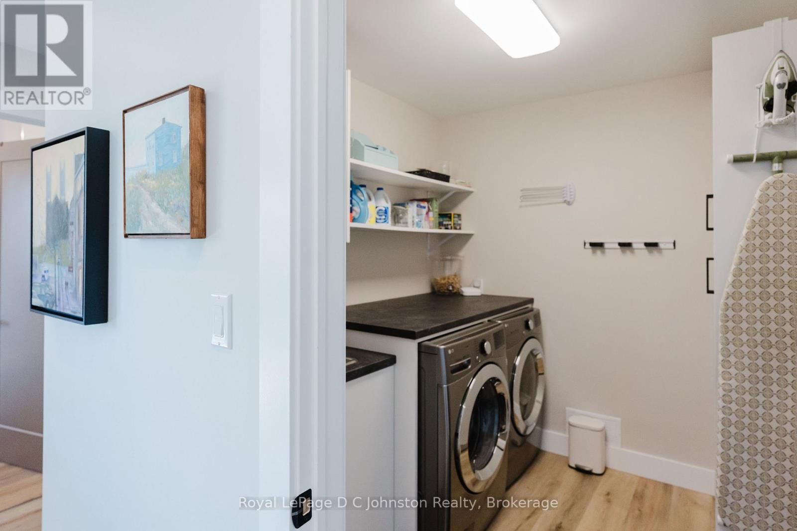 12 HEMLOCK STREET Image 31
