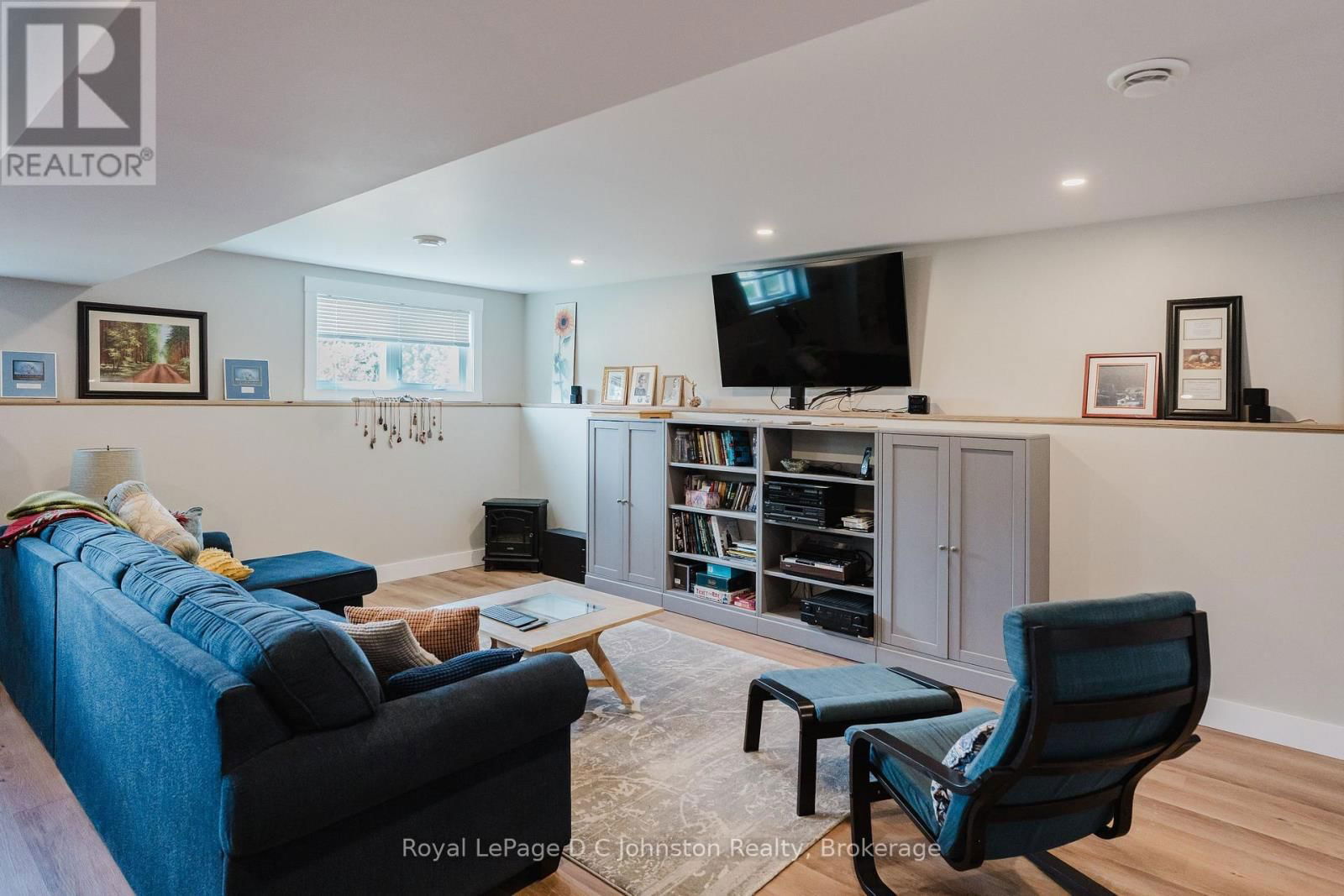 12 HEMLOCK STREET Image 41