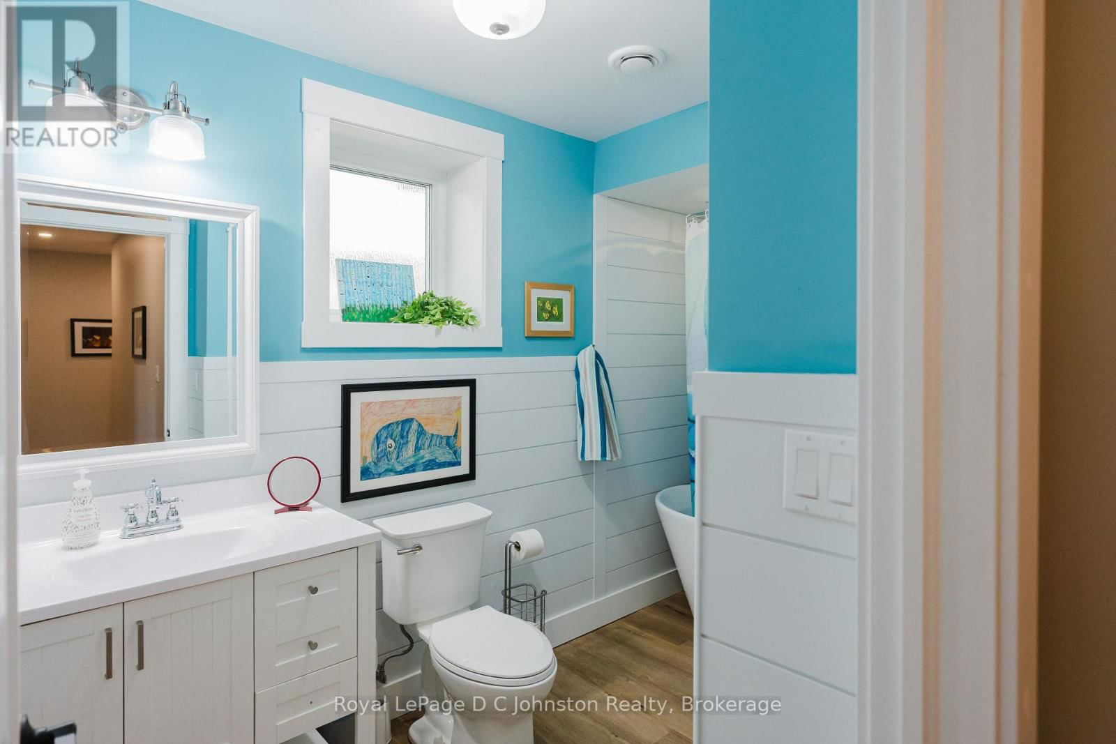 12 HEMLOCK STREET Image 46