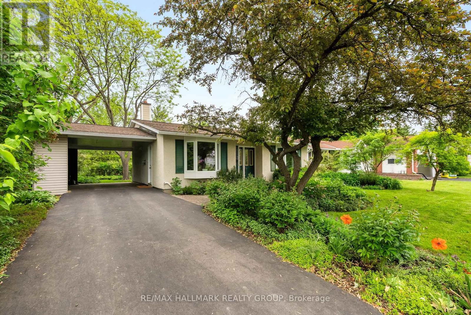 2163 FILLMORE CRESCENT Image 1