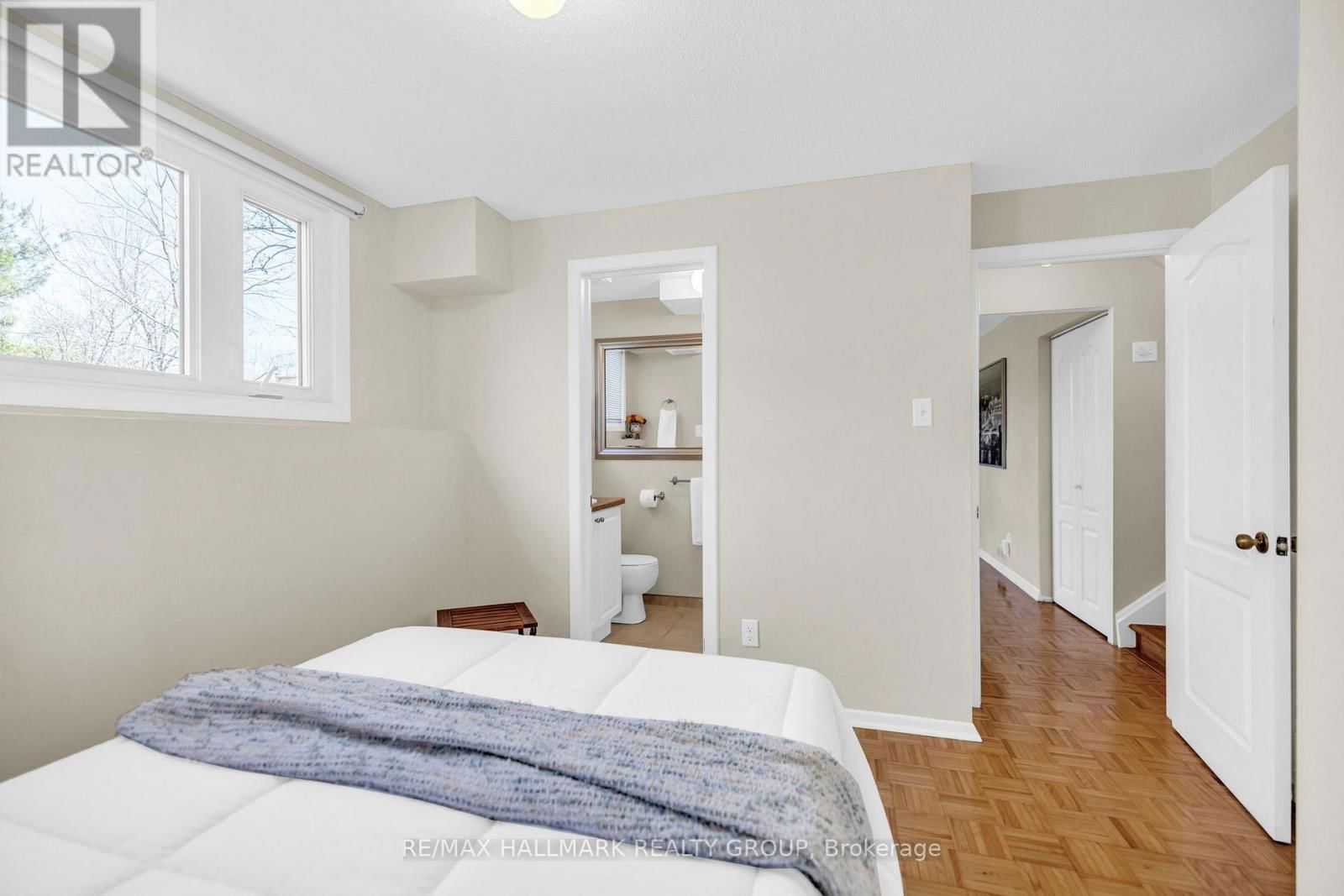 2163 FILLMORE CRESCENT Image 21