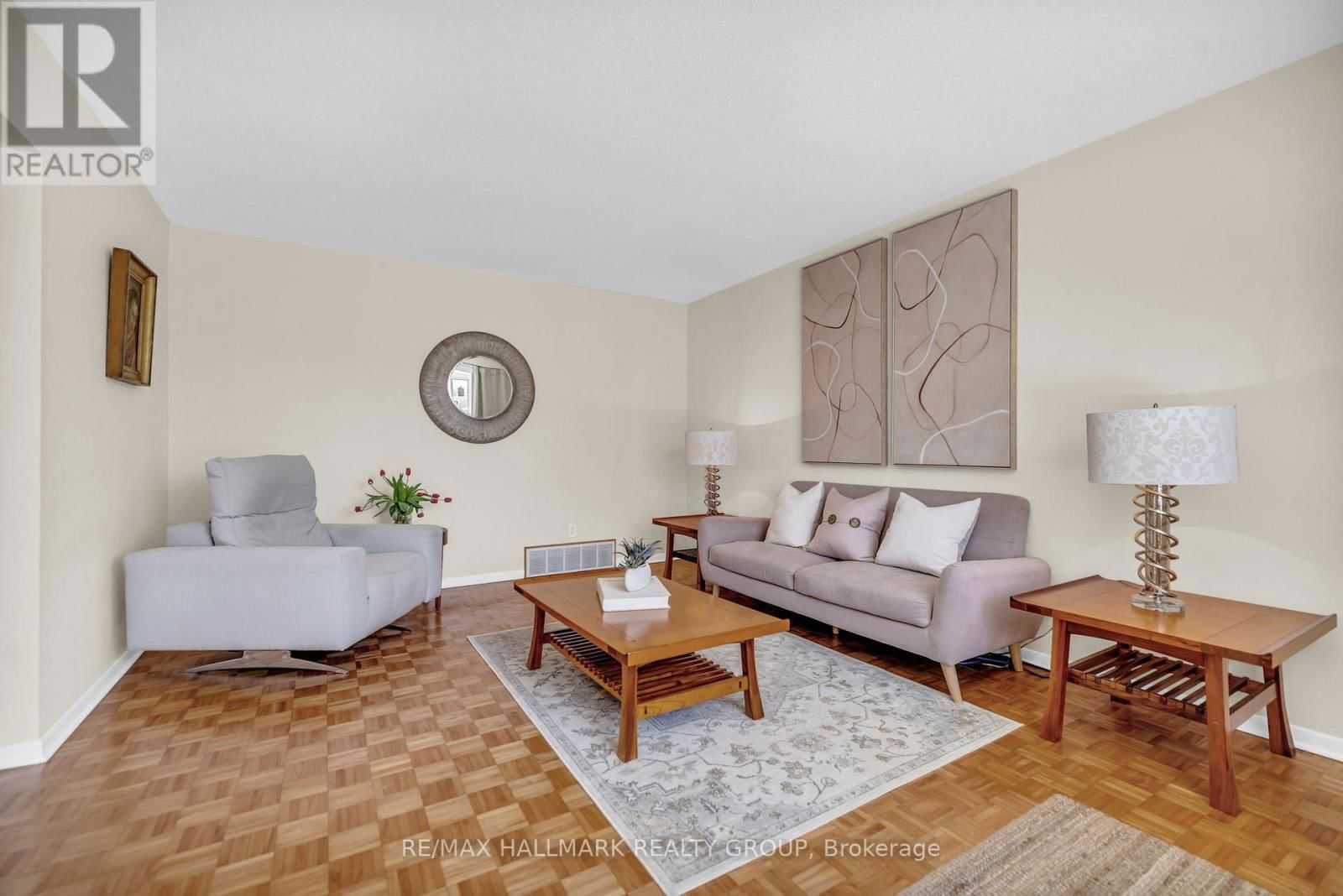 2163 FILLMORE CRESCENT Image 5