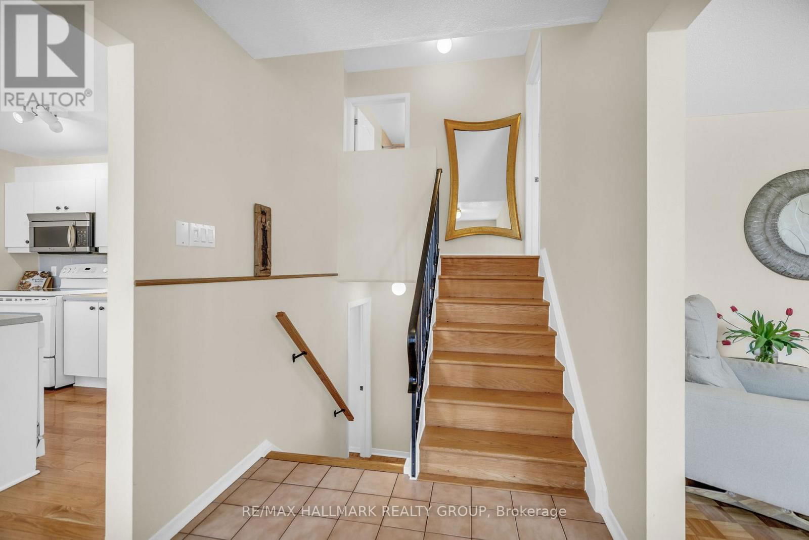 2163 FILLMORE CRESCENT Image 7