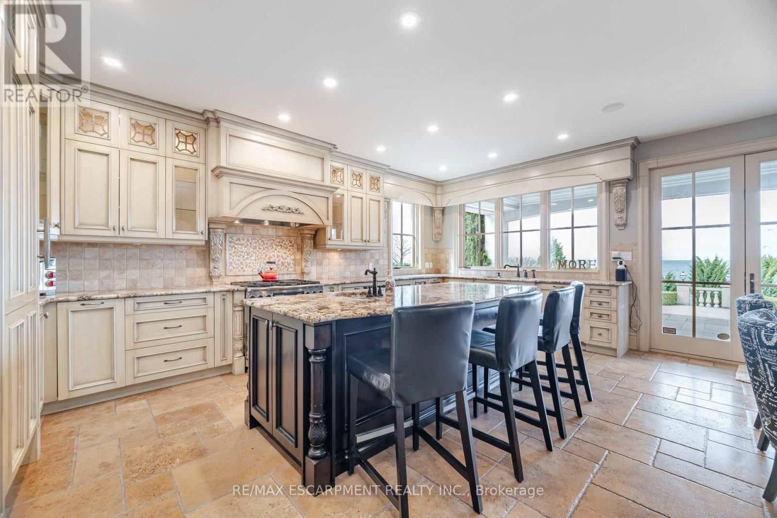 5545 BLEZARD DRIVE Image 18