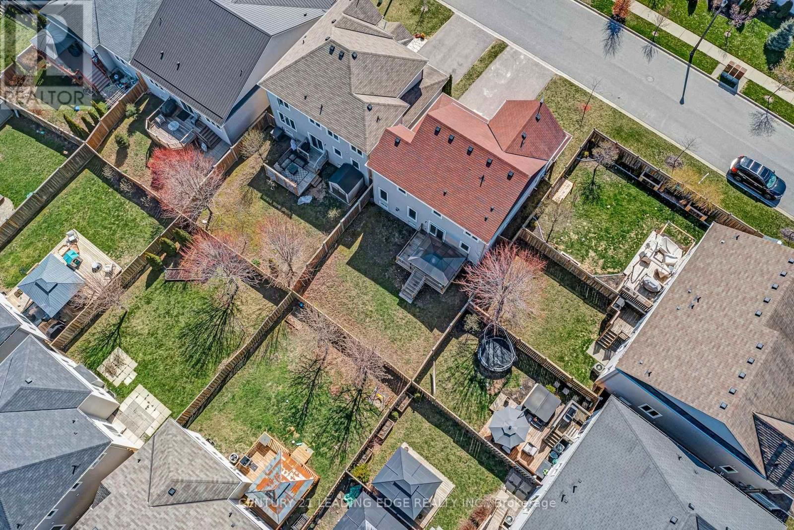 720 FISHER STREET EAST Image 37