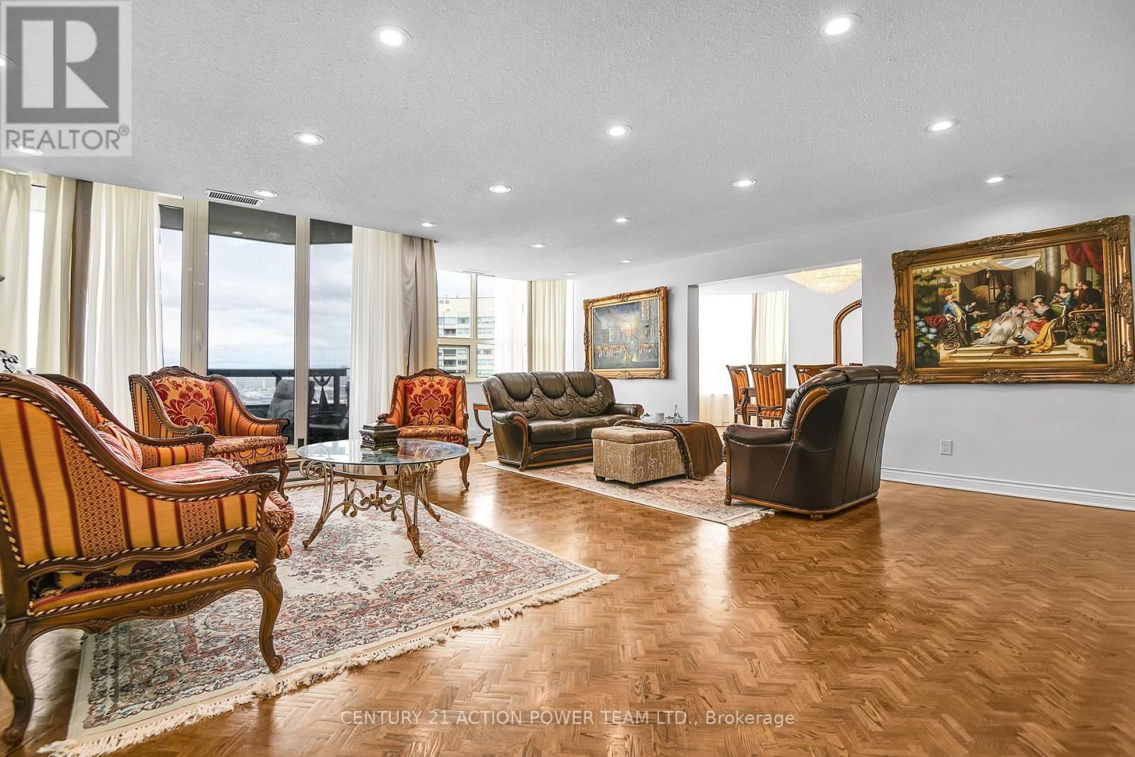 PH2804 - 1510 RIVERSIDE DRIVE Image 4