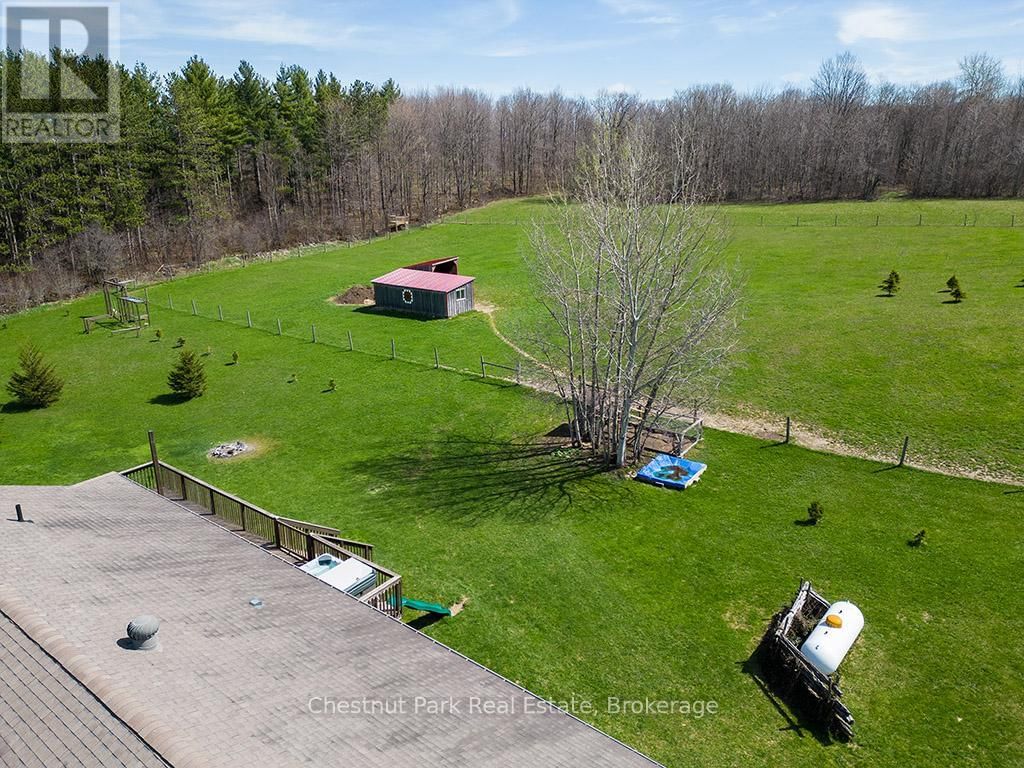 596481 CONCESSION 10 Image 26