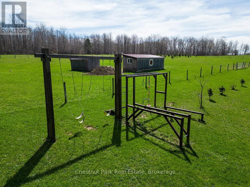 596481 CONCESSION 10 Image 28