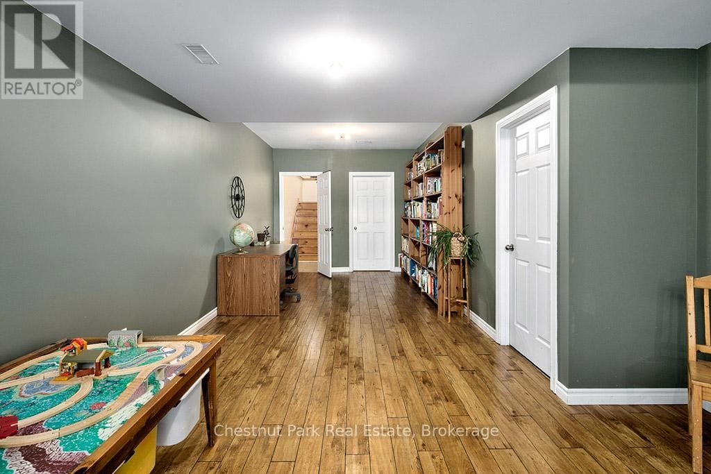 596481 CONCESSION 10 Image 41