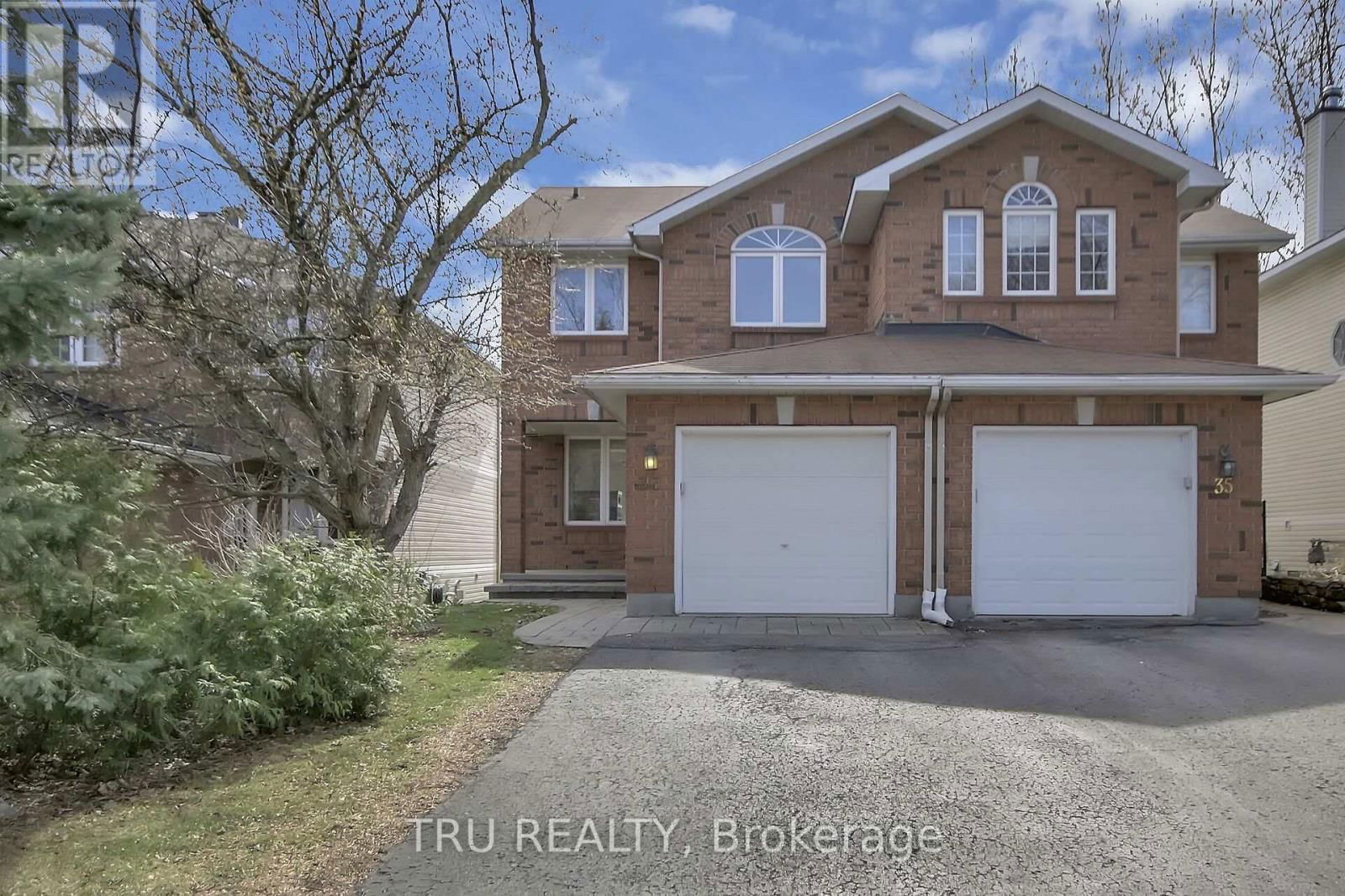 33 HIGHMONT COURT Image 1