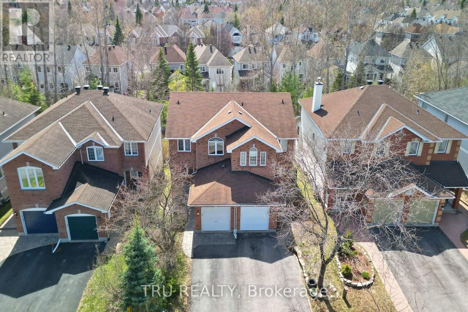33 HIGHMONT COURT Image 34