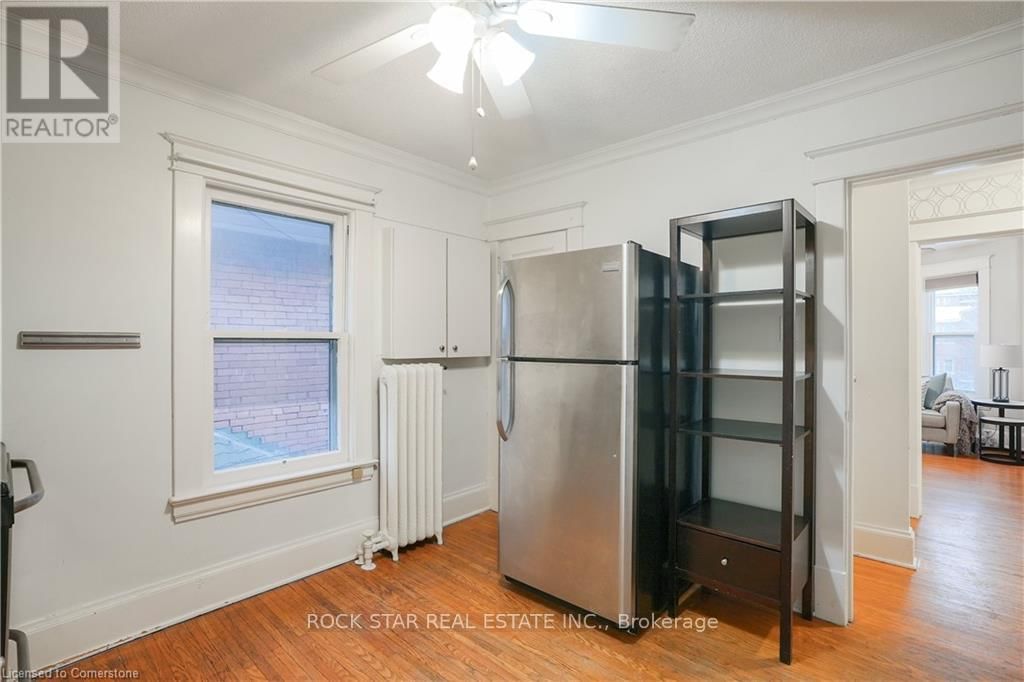 115 BALSAM AVENUE SOUTH Image 18