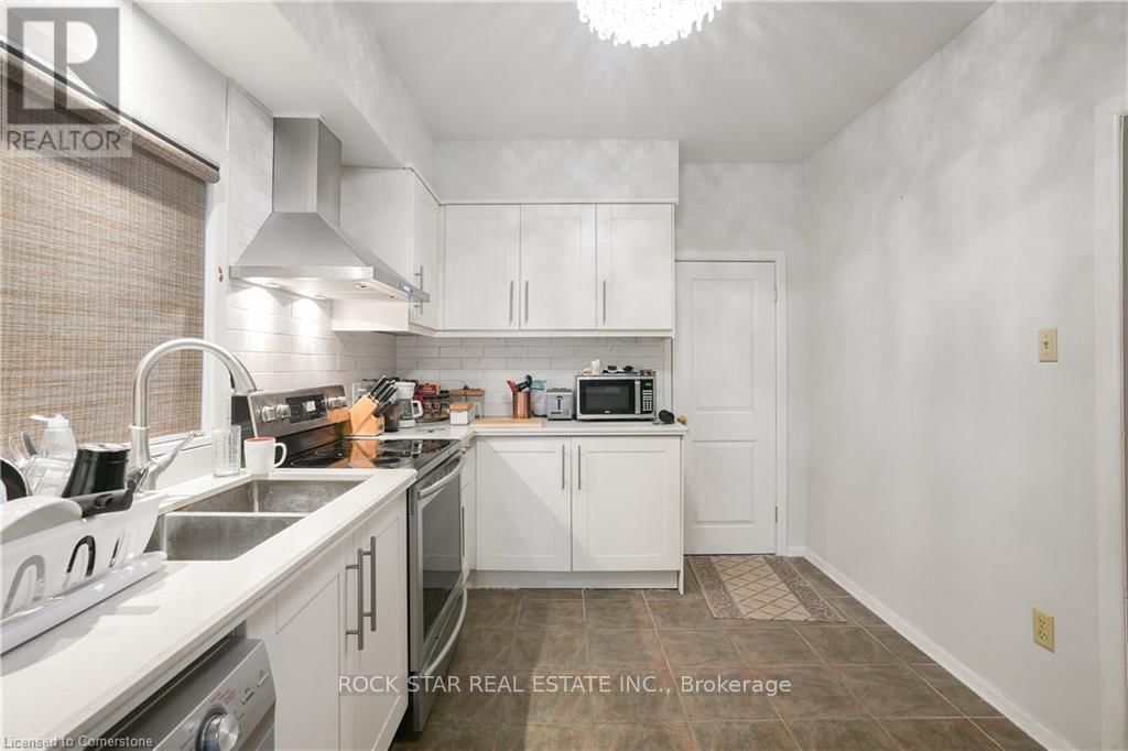 115 BALSAM AVENUE SOUTH Image 5