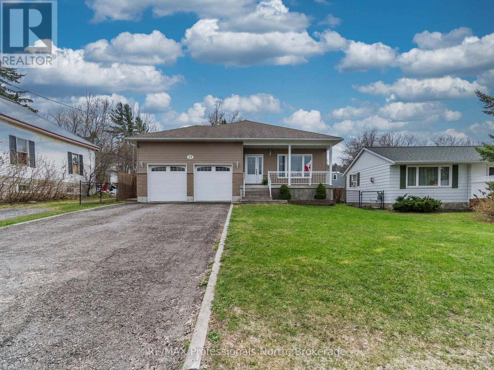 27 SUSAN STREET WEST Image 31