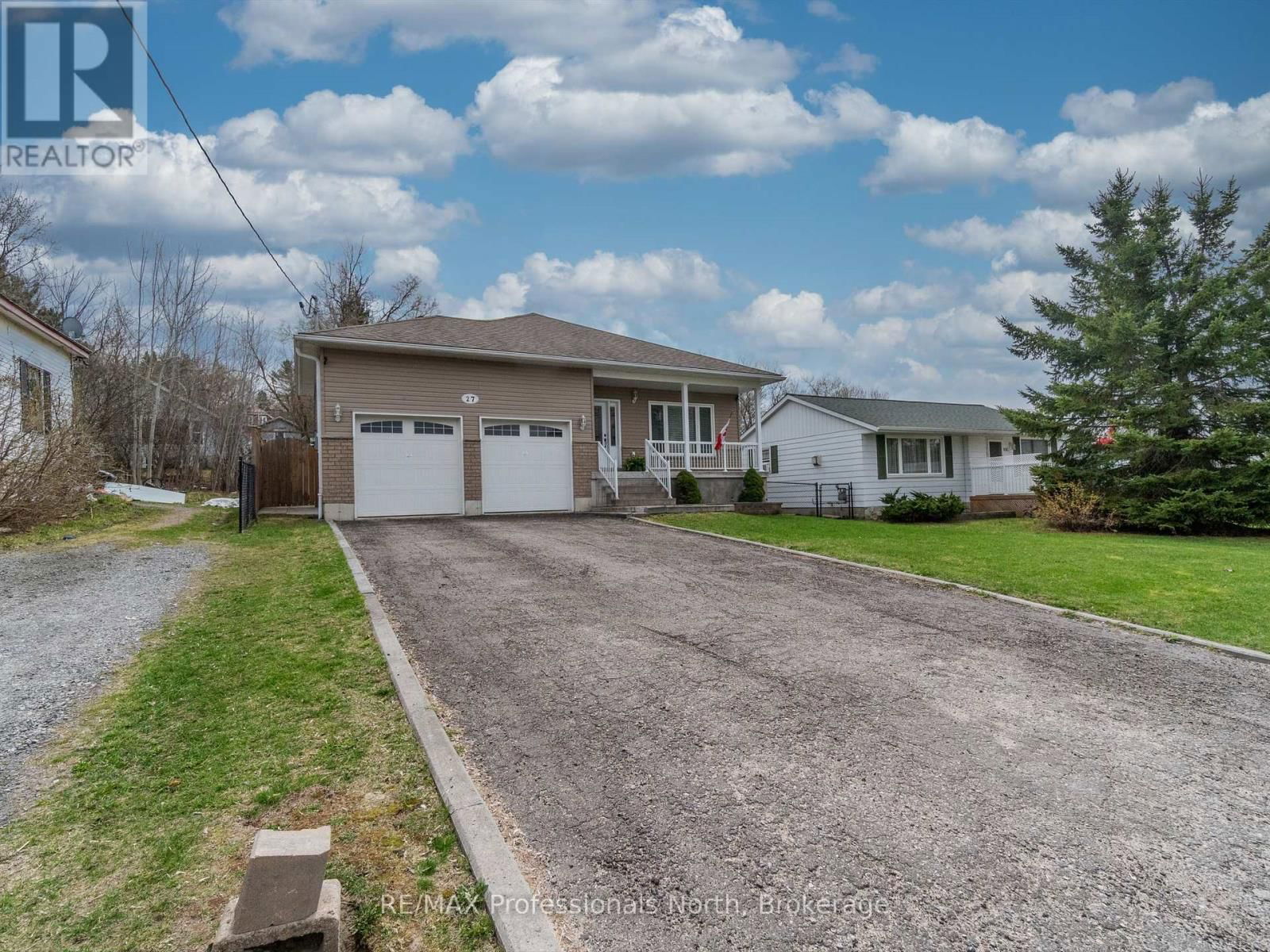 27 SUSAN STREET WEST Image 33