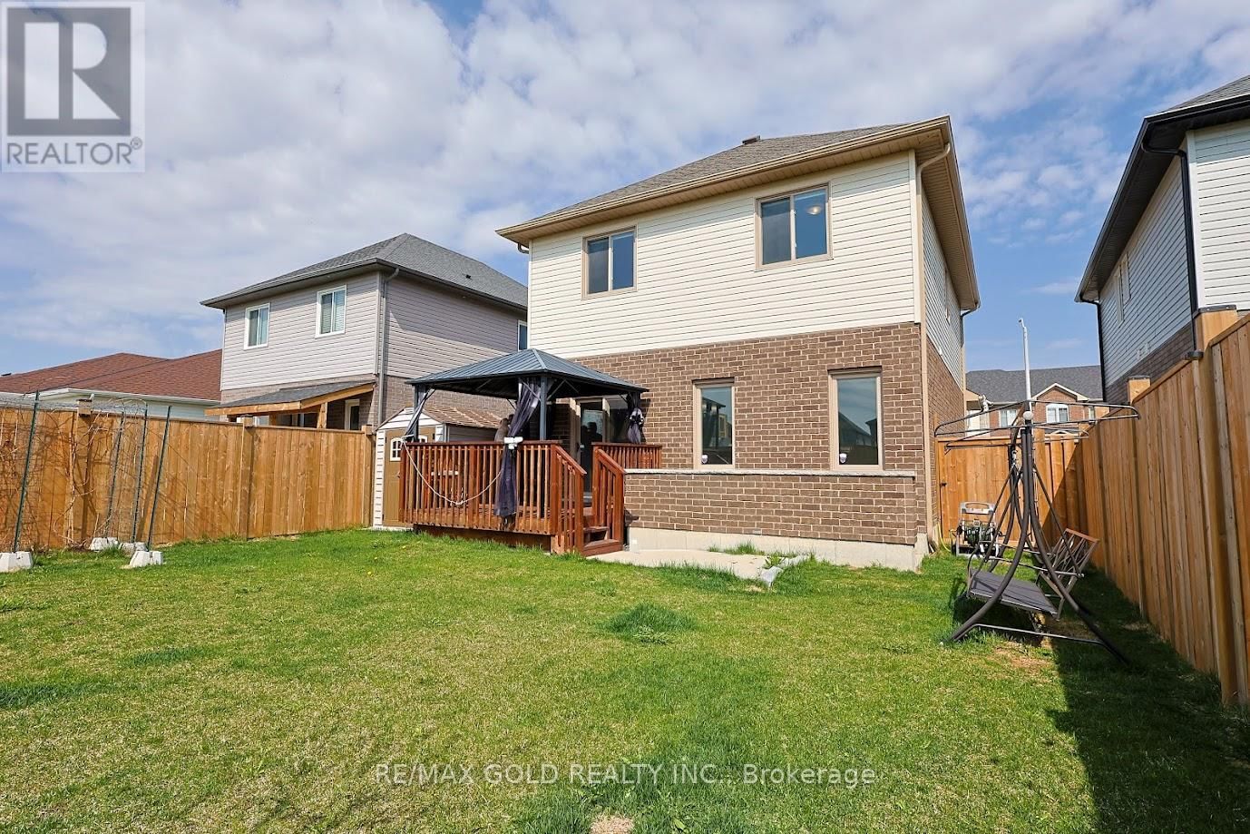 62 SPRING CREST WAY Image 39