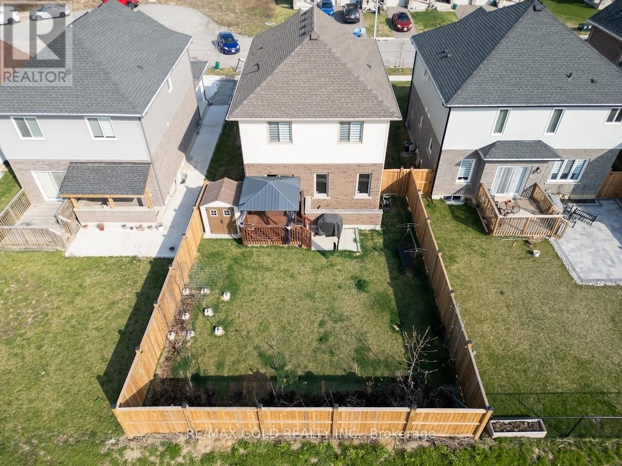 62 SPRING CREST WAY Image 43