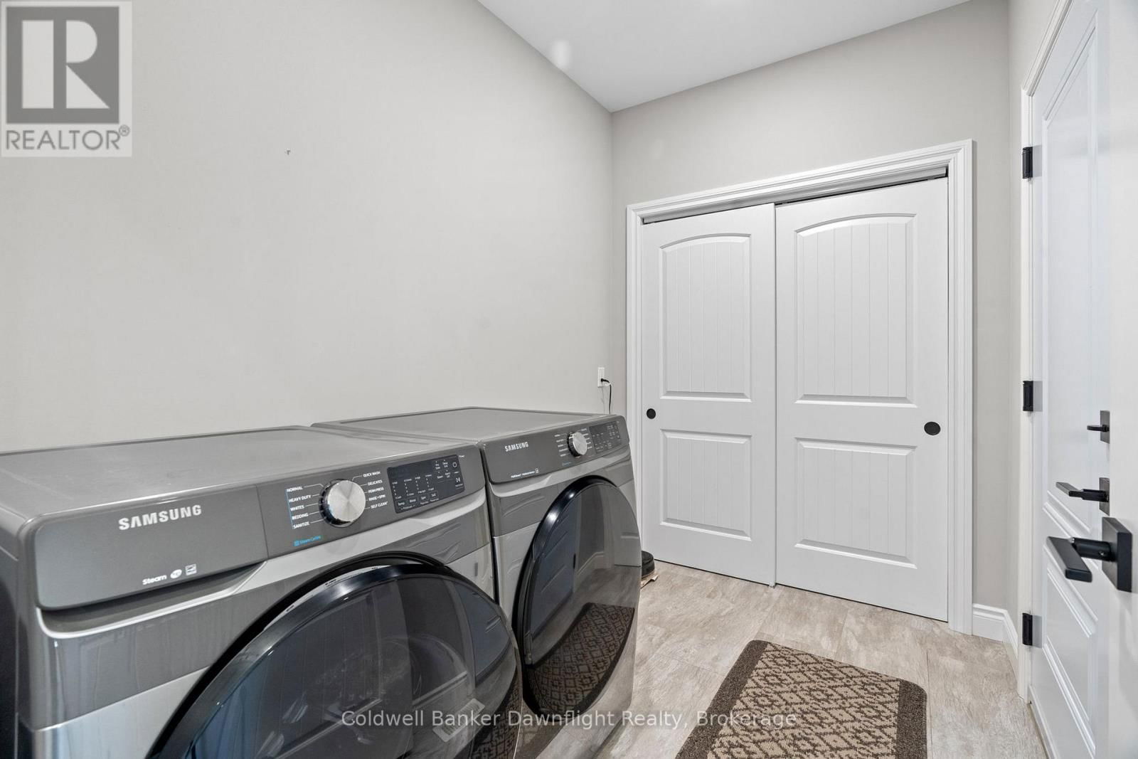 714 GLORIA STREET Image 26