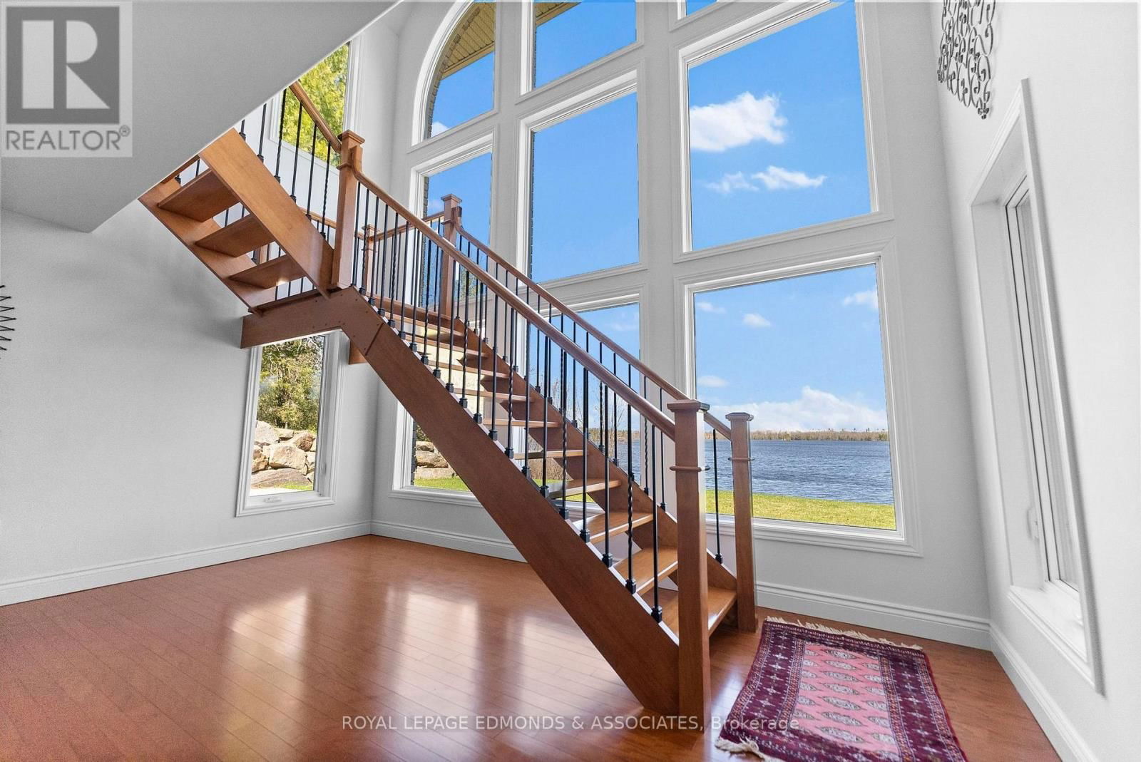 393 HAZLEY BAY DRIVE Image 22