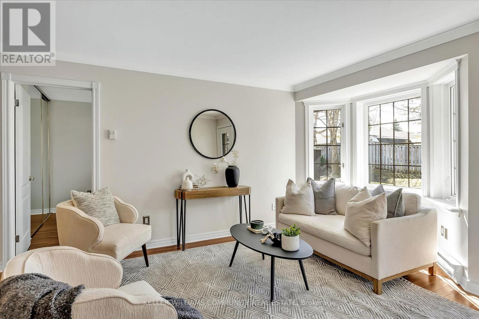#5-699 WHITAKER STREET Image 12