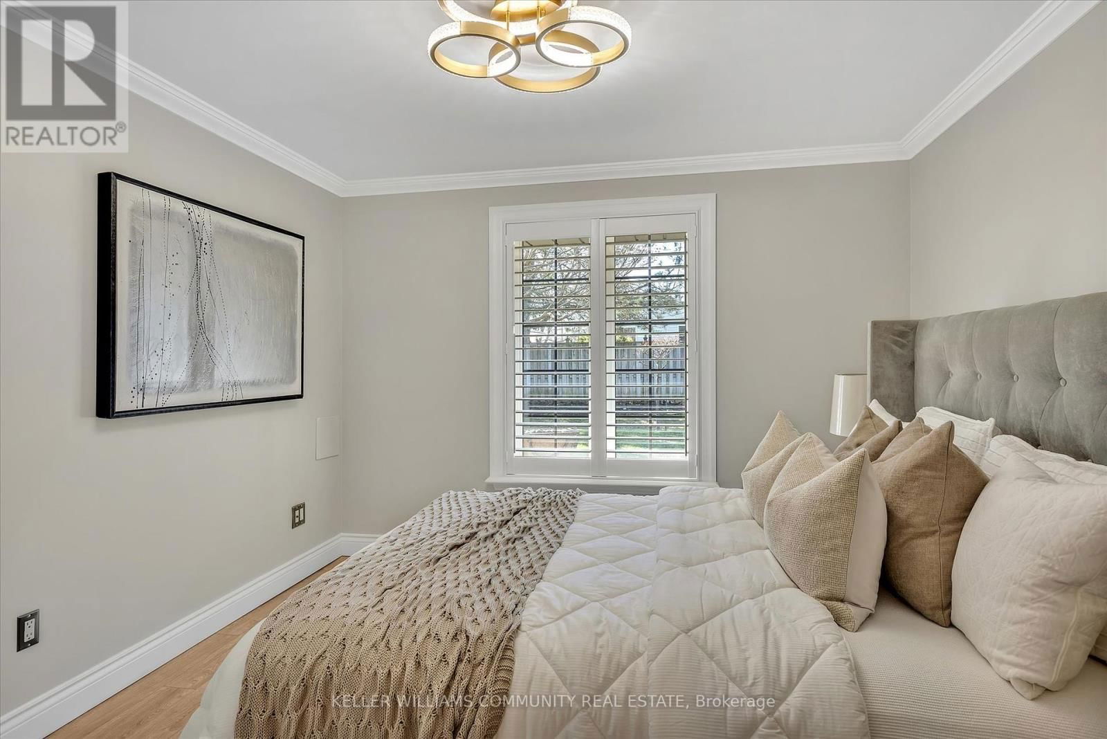#5-699 WHITAKER STREET Image 14