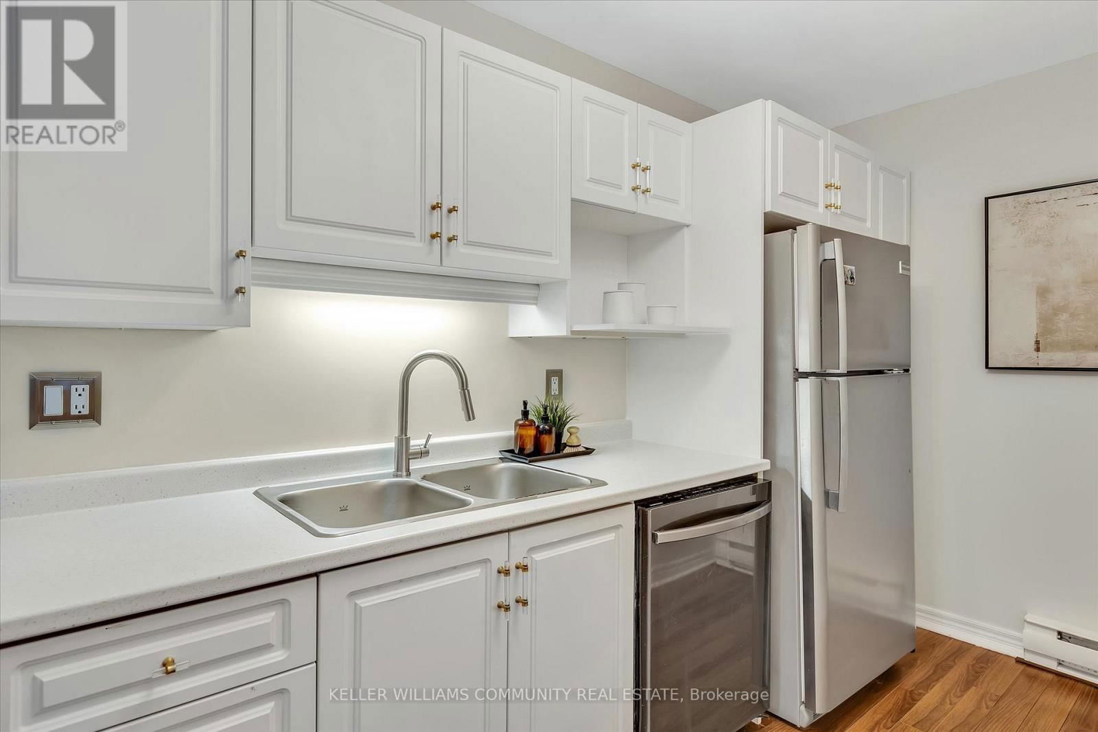 #5-699 WHITAKER STREET Image 6