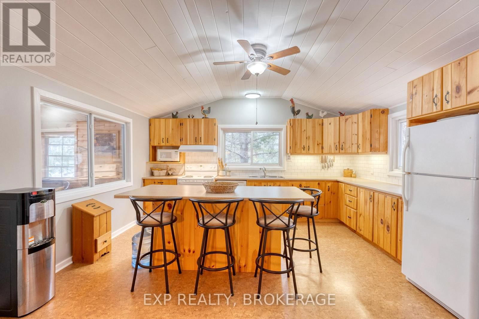1040 TURNER WAY Image 10