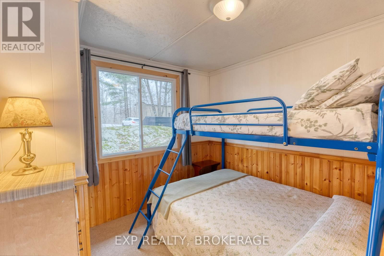 1040 TURNER WAY Image 24