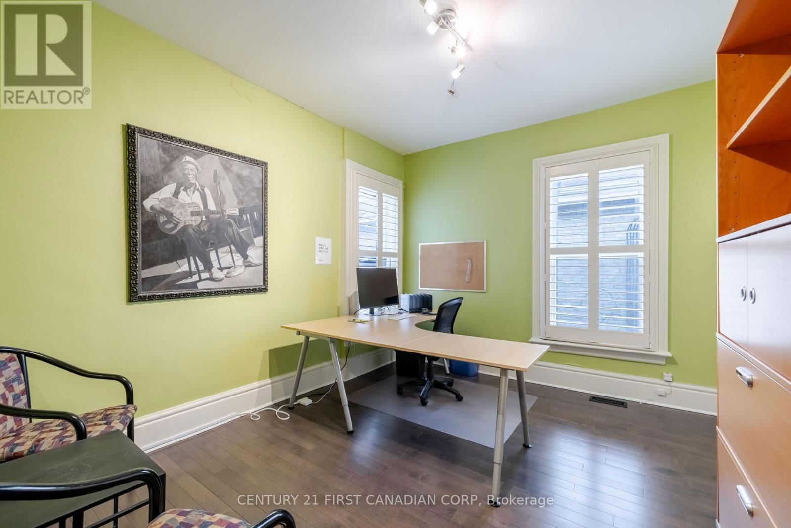 359 PRINCESS AVENUE Image 15
