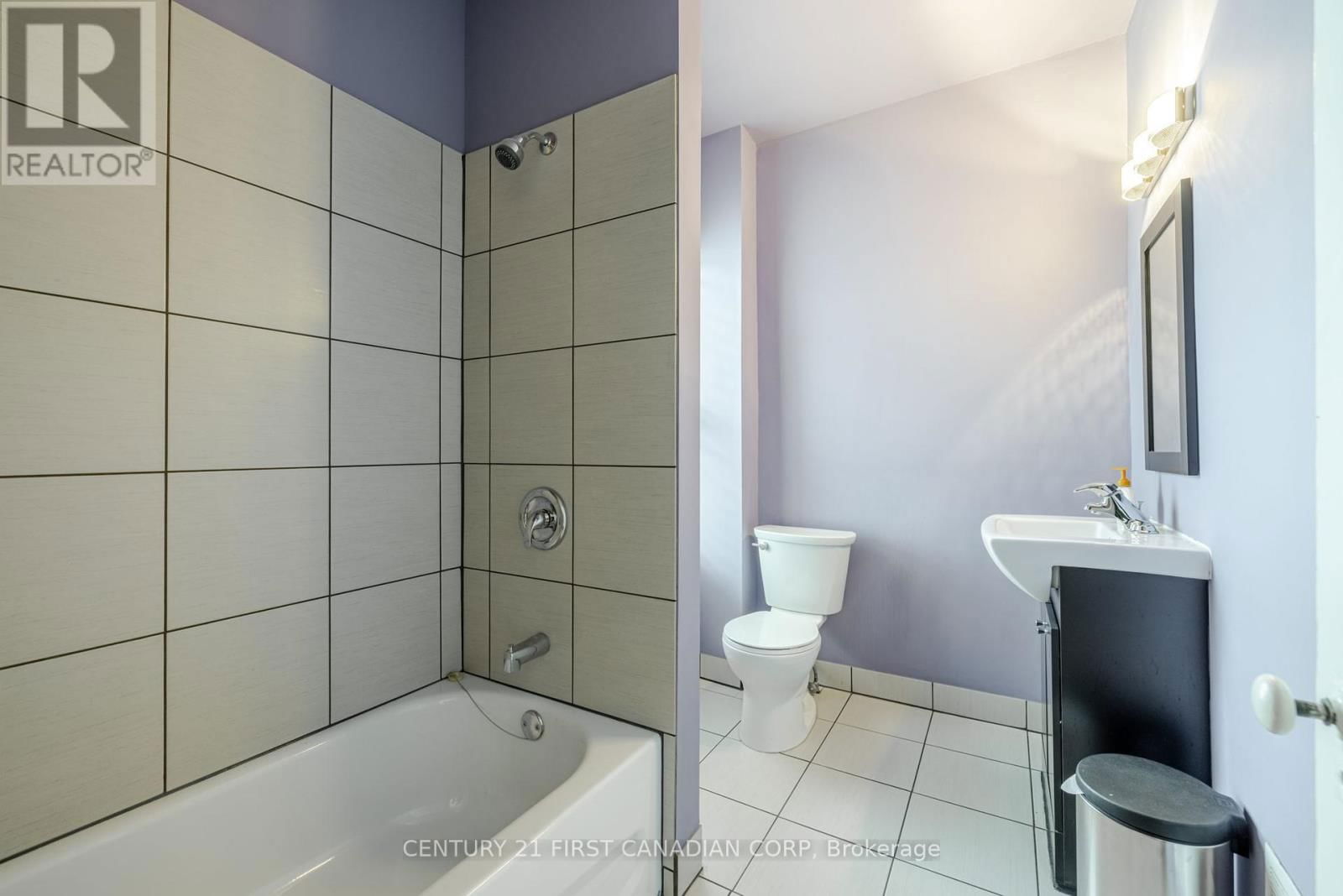 359 PRINCESS AVENUE Image 20