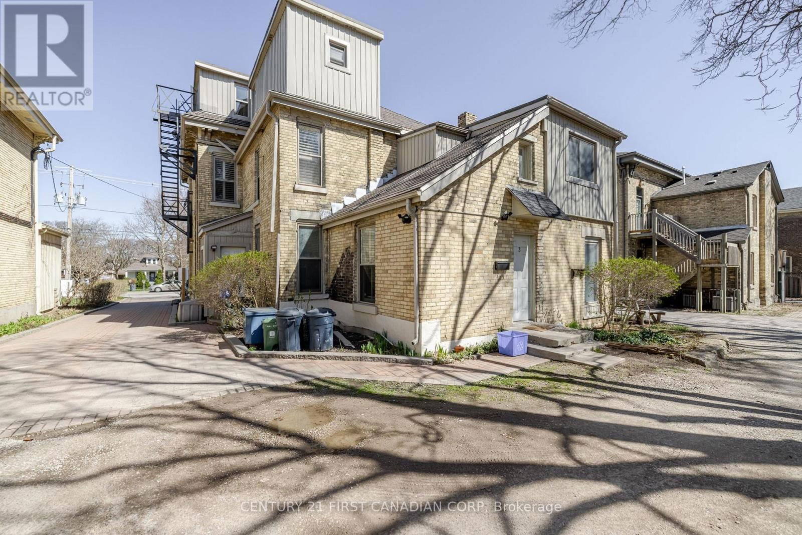 359 PRINCESS AVENUE Image 21