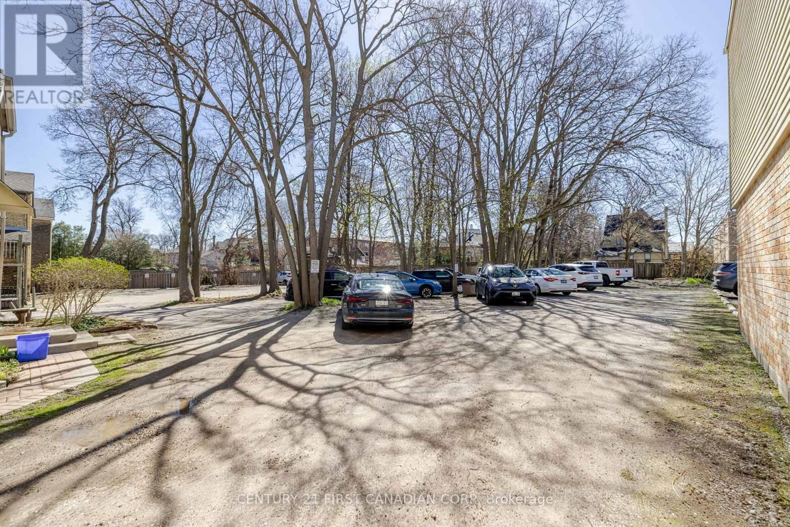 359 PRINCESS AVENUE Image 22