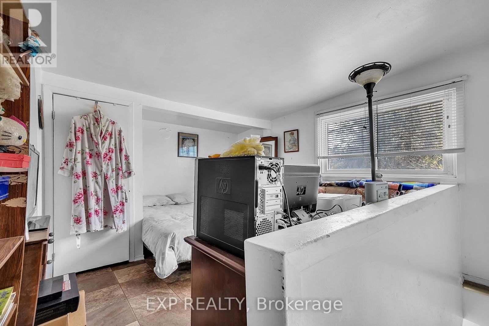 147 VICTORIA AVENUE Image 12