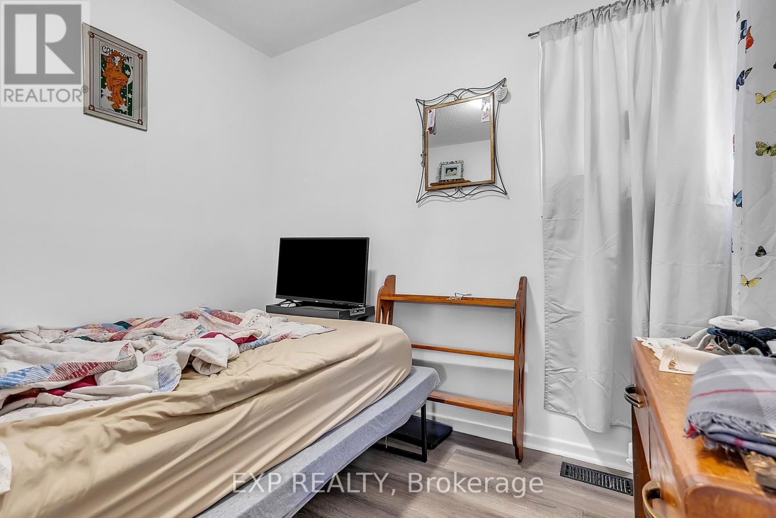 147 VICTORIA AVENUE Image 24