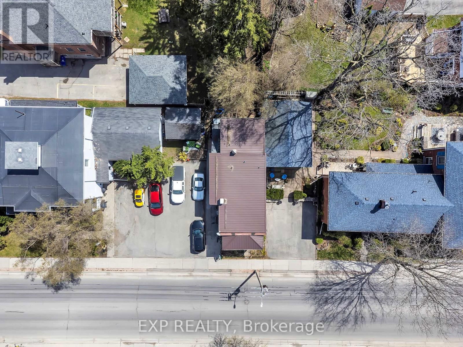 147 VICTORIA AVENUE Image 26