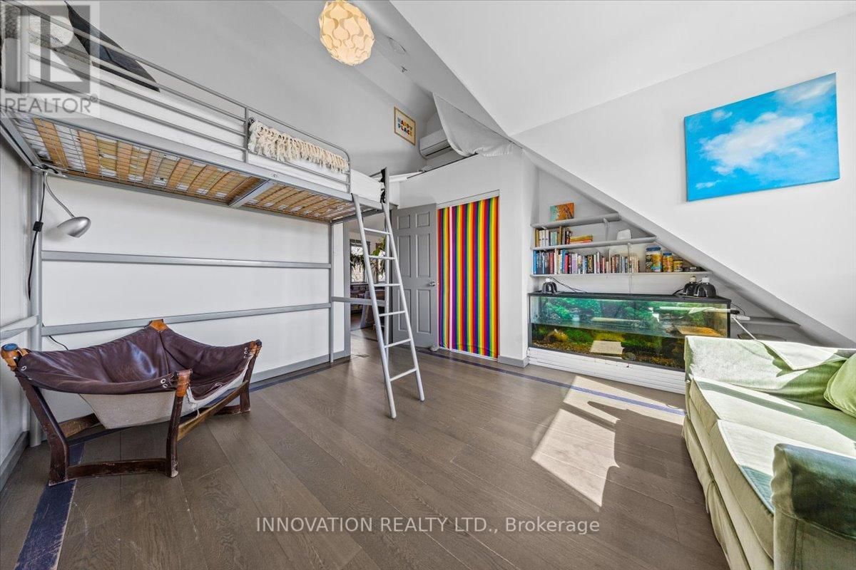 202 IVY CRESCENT Image 26