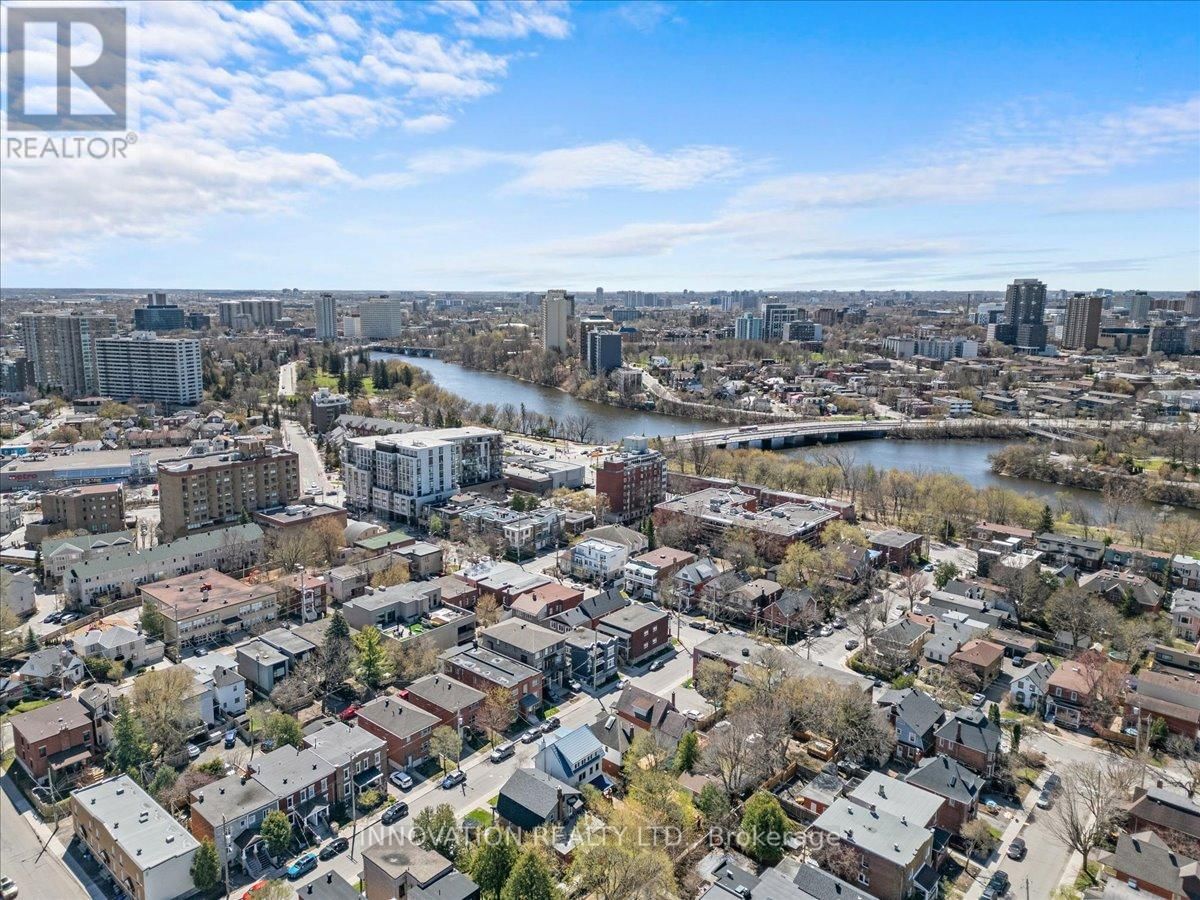202 IVY CRESCENT Image 38