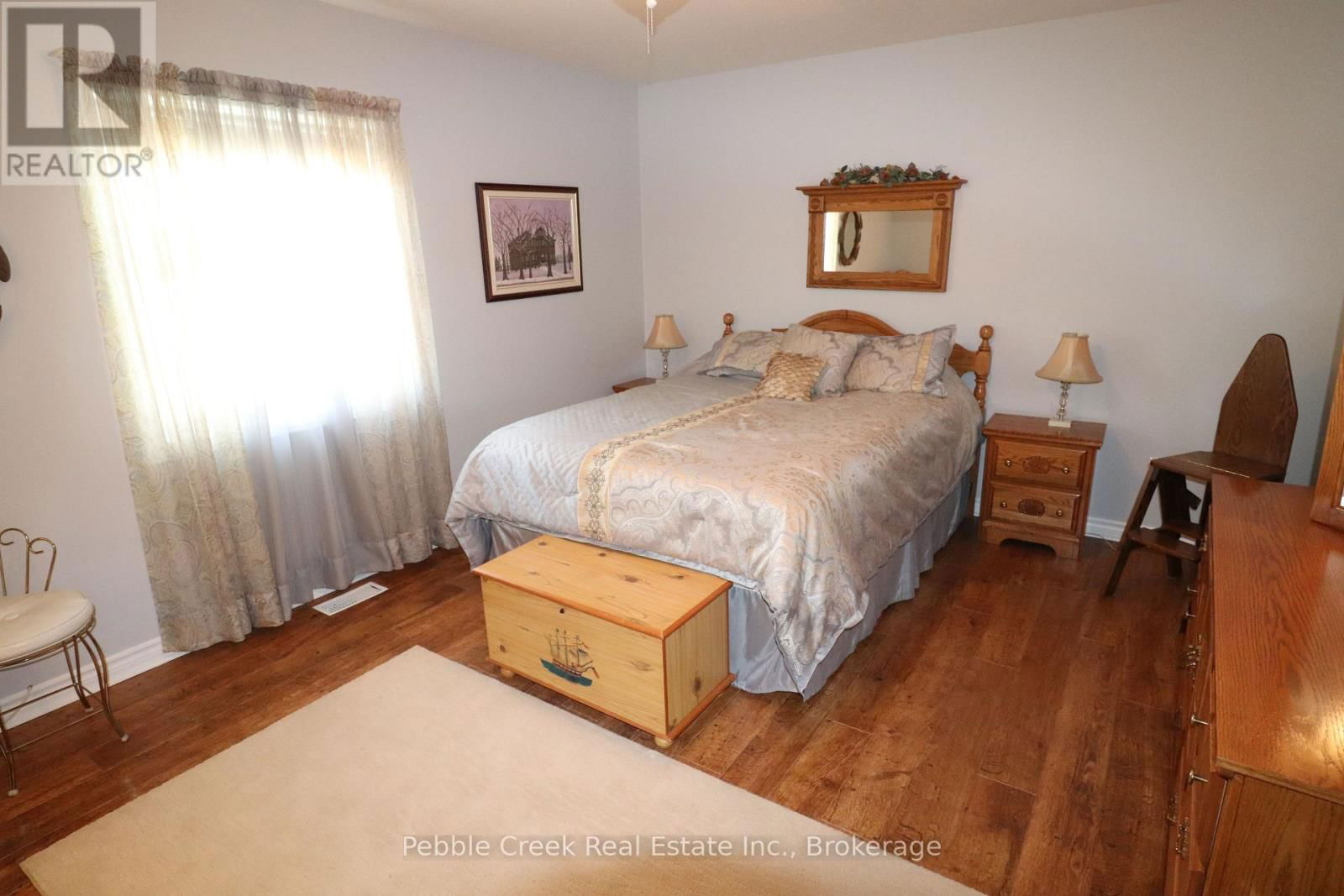 74 IROQUOIS LANE Image 23