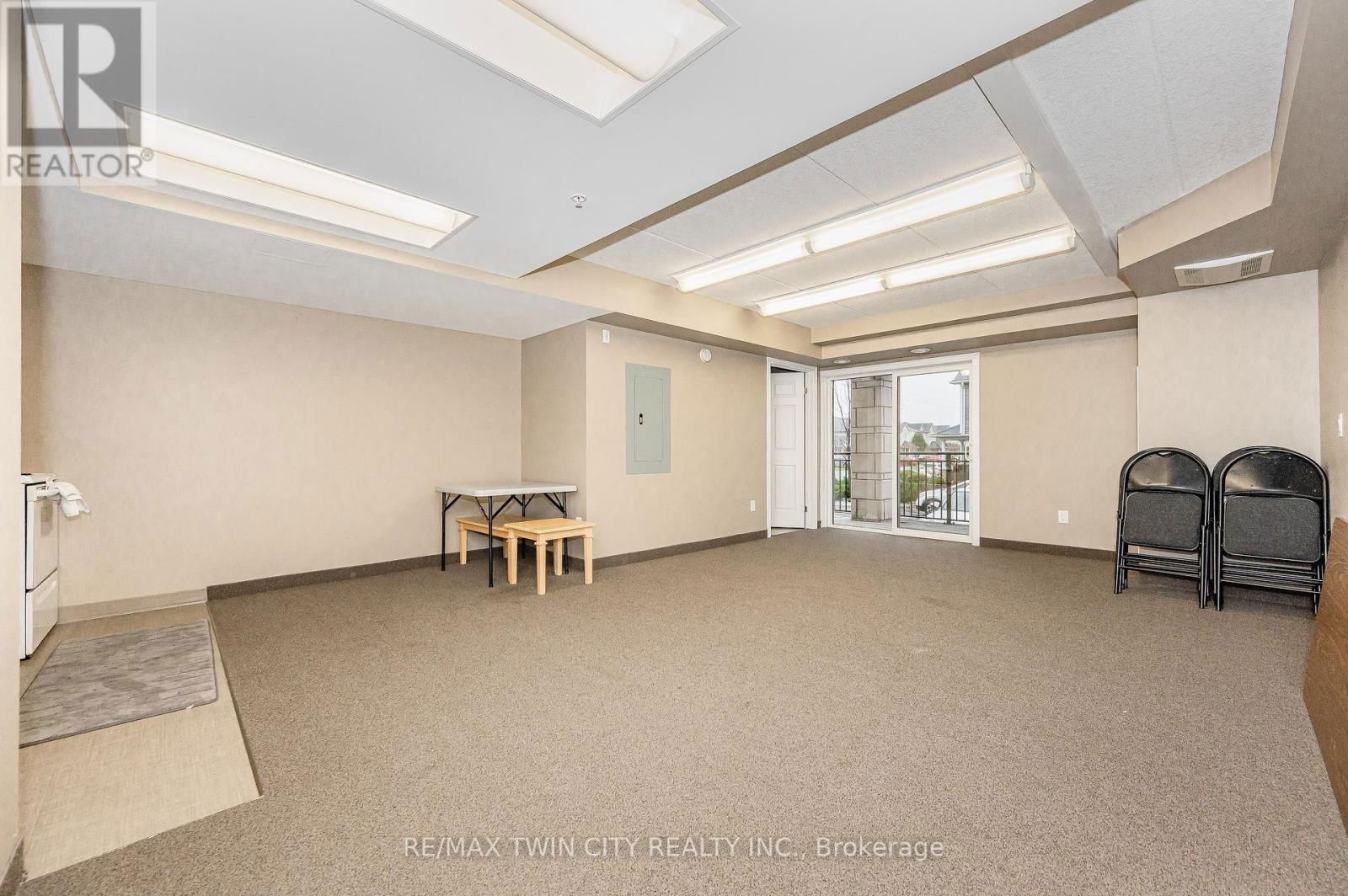 410 - 155 COMMONWEALTH STREET Image 30