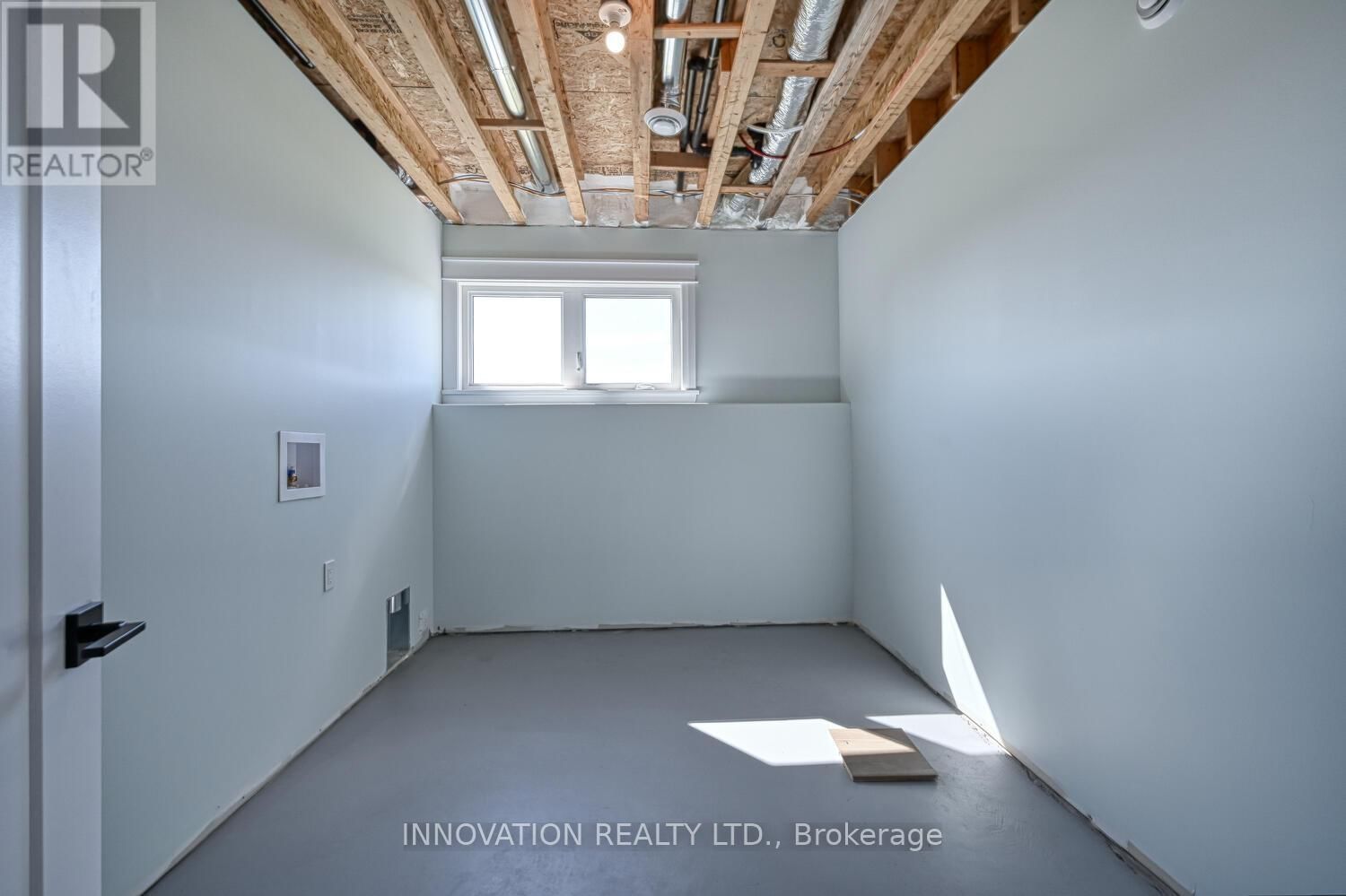 10076 NATION RIVER ROAD Image 29