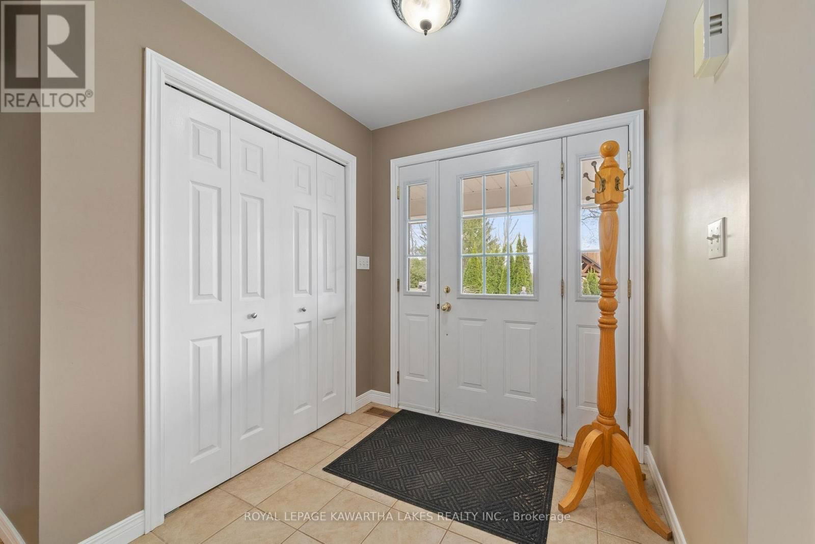 890 WOODVILLE ROAD Image 24