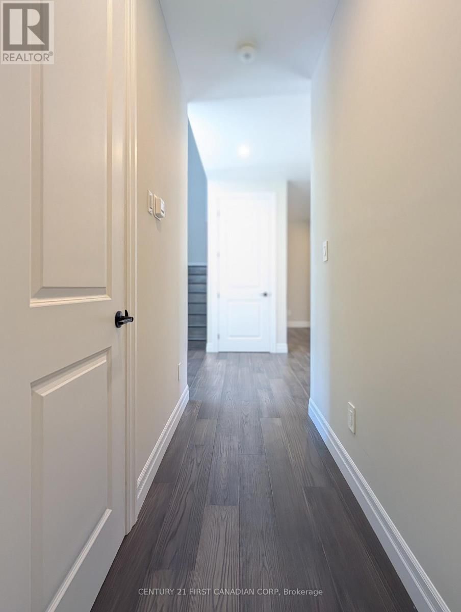 135 ASPEN CIRCLE Image 20