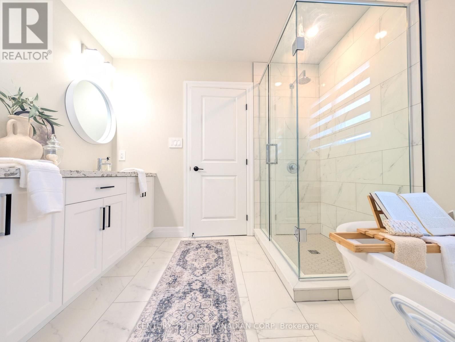 135 ASPEN CIRCLE Image 27
