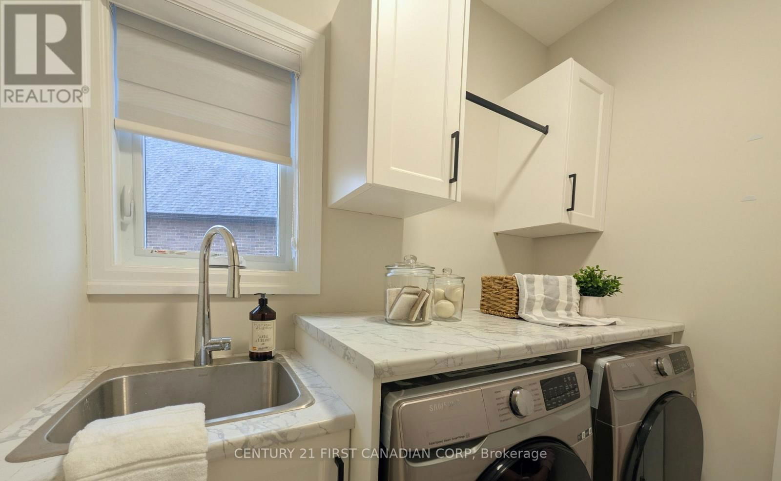 135 ASPEN CIRCLE Image 36