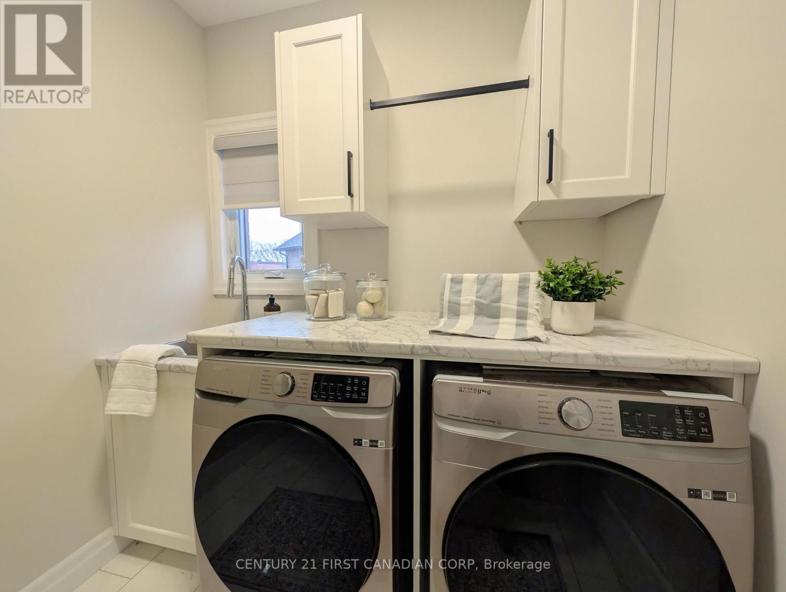 135 ASPEN CIRCLE Image 37
