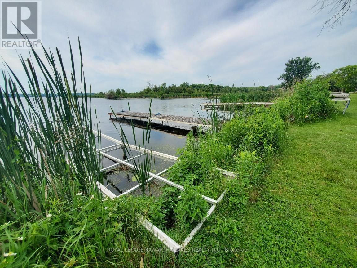 85 THOMAS DRIVE Image 4