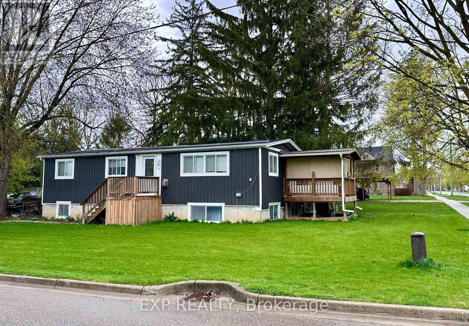 190 ANN STREET Image 1
