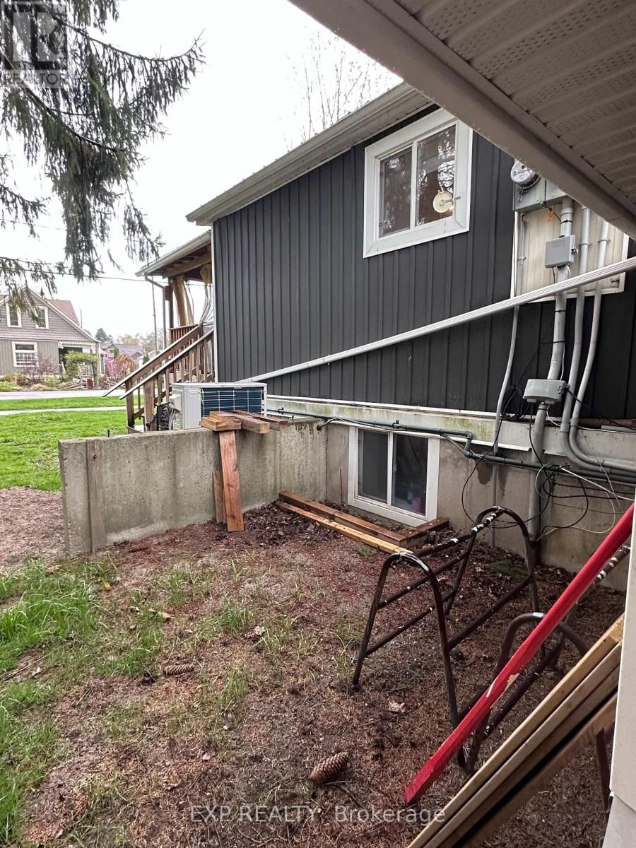 190 ANN STREET Image 46