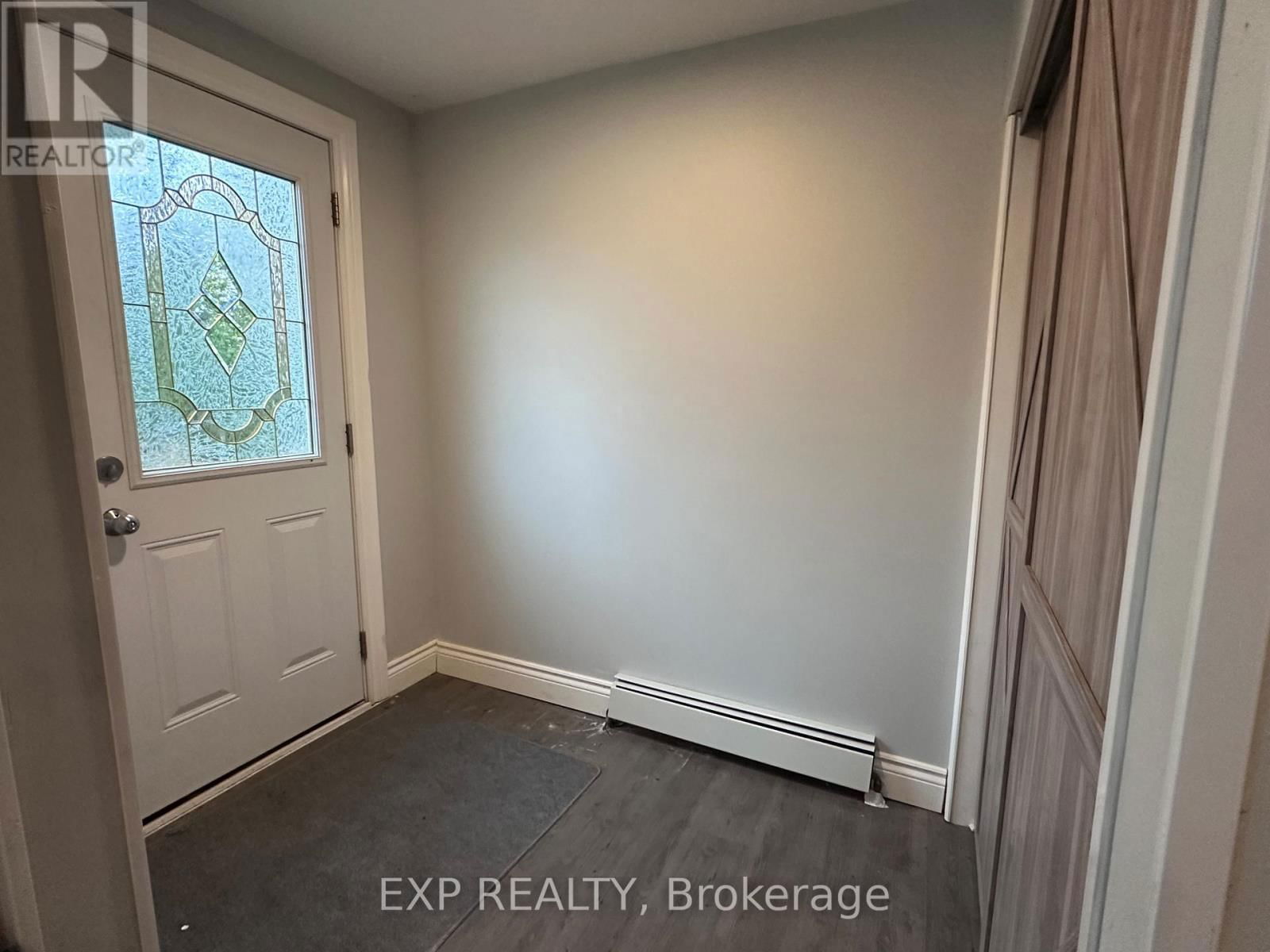 190 ANN STREET Image 8